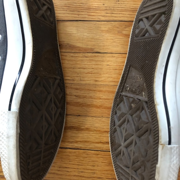 Converse, all-star, tennis shoes - Picture 3 of 5